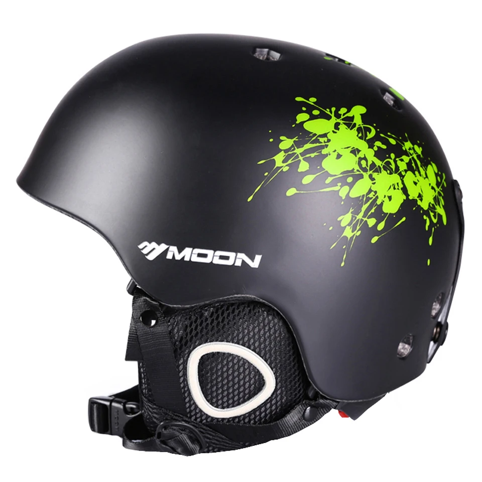 MOON Skateboard Ski Snowboard Helmet Integrally-molded Ultralight Breathable Ski Helmet CE Certification