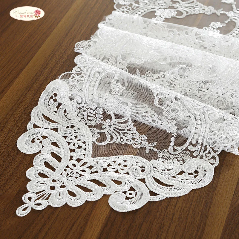 cheap Proud Rose White Lace Table Flag Table Mat Rectangular Pointed TV Cabinet Cover Cloth Fashion Table Flag Wedding Supplies