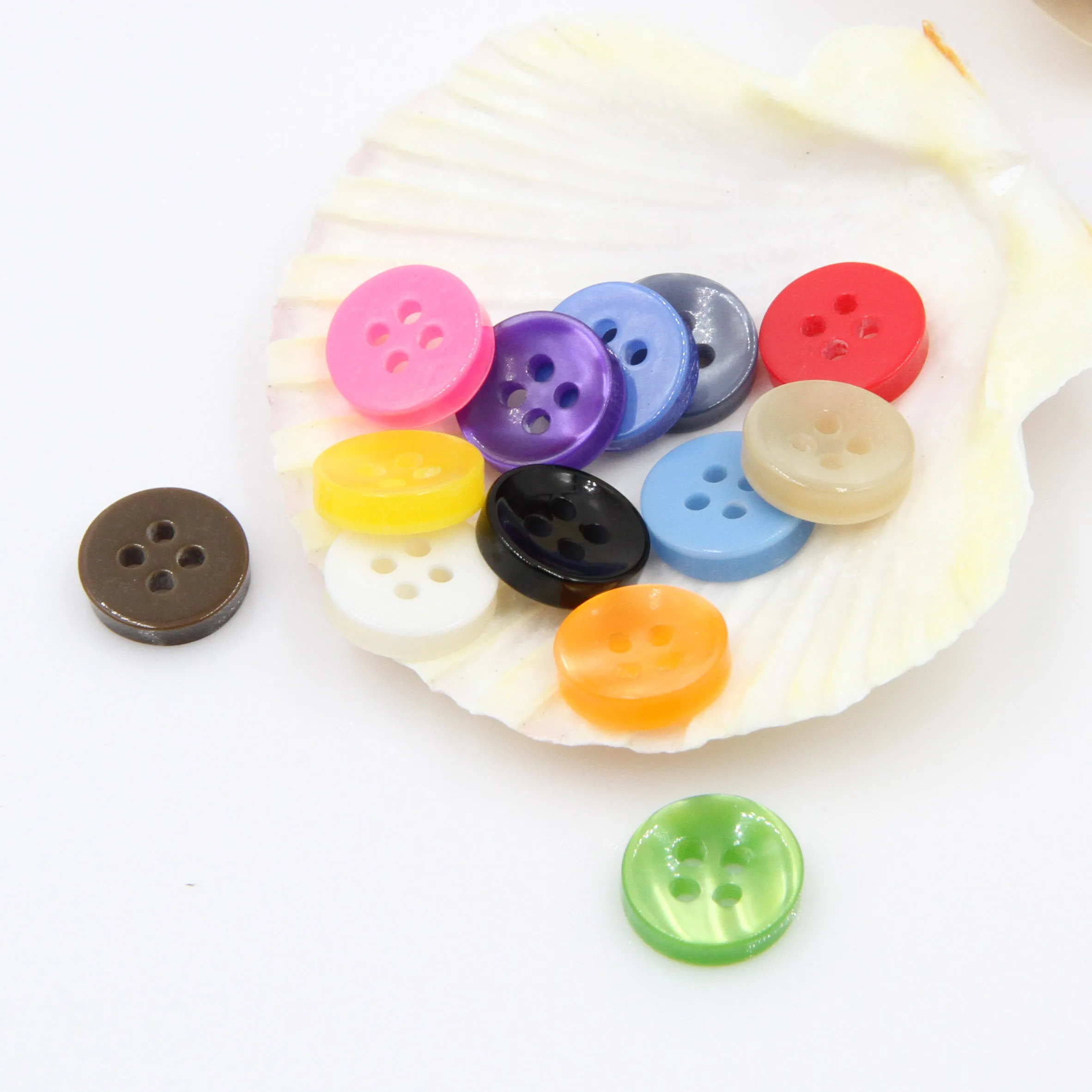 

18L/11.5mm 10/20/50/100pcs Solid Color Kids Sewing Buttons Plastic Clothes Tools 4 Holes Round Shape Garment Accessories