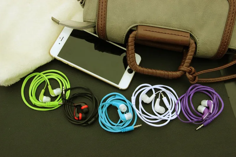 Стильные наушники-вкладыши 3,5 мм стерео наушники вкладыши для iPod iPhone MP3 MP4 смартфон Черный& Синий& Зеленый& Белый