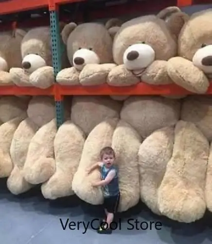 giant oversized teddy bear