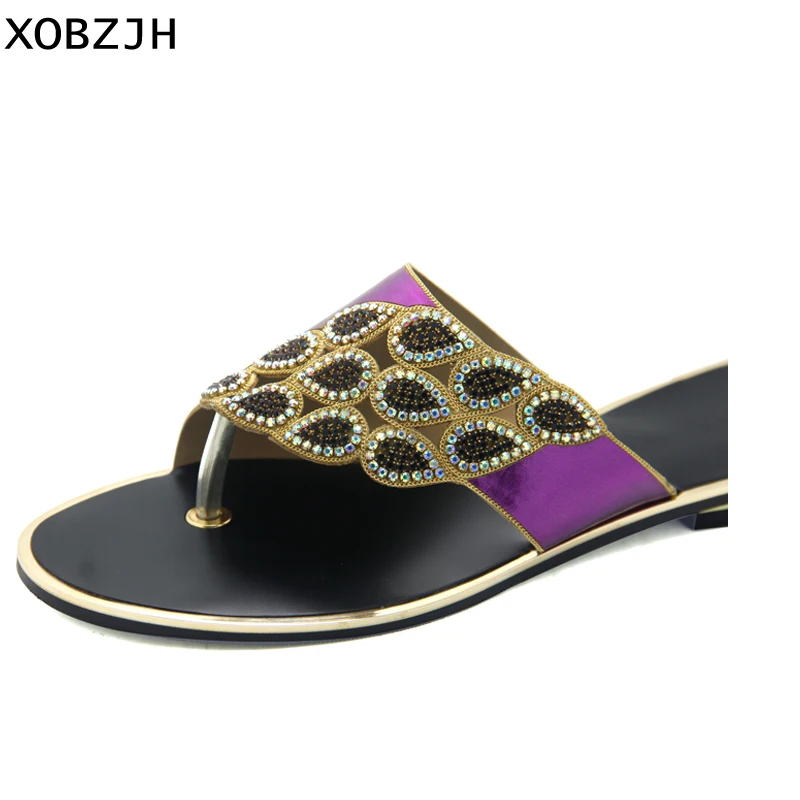 flat sandals 