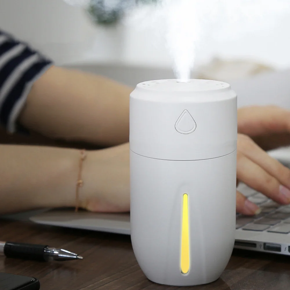 Cena Mininawilżacz powietrza USB nawilżacz rozpylacz zapachu do samochodu elektryczny dyfuzor olejków eterycznych kubek nawilżacz samochodowy zapach samochodowy w sprayu