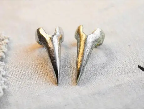 

Unisex Retro Punk hip hop Rock antique silver and gold colors Claw talon Rings False Nail Cat Claw Finger Rings Party Jewerly