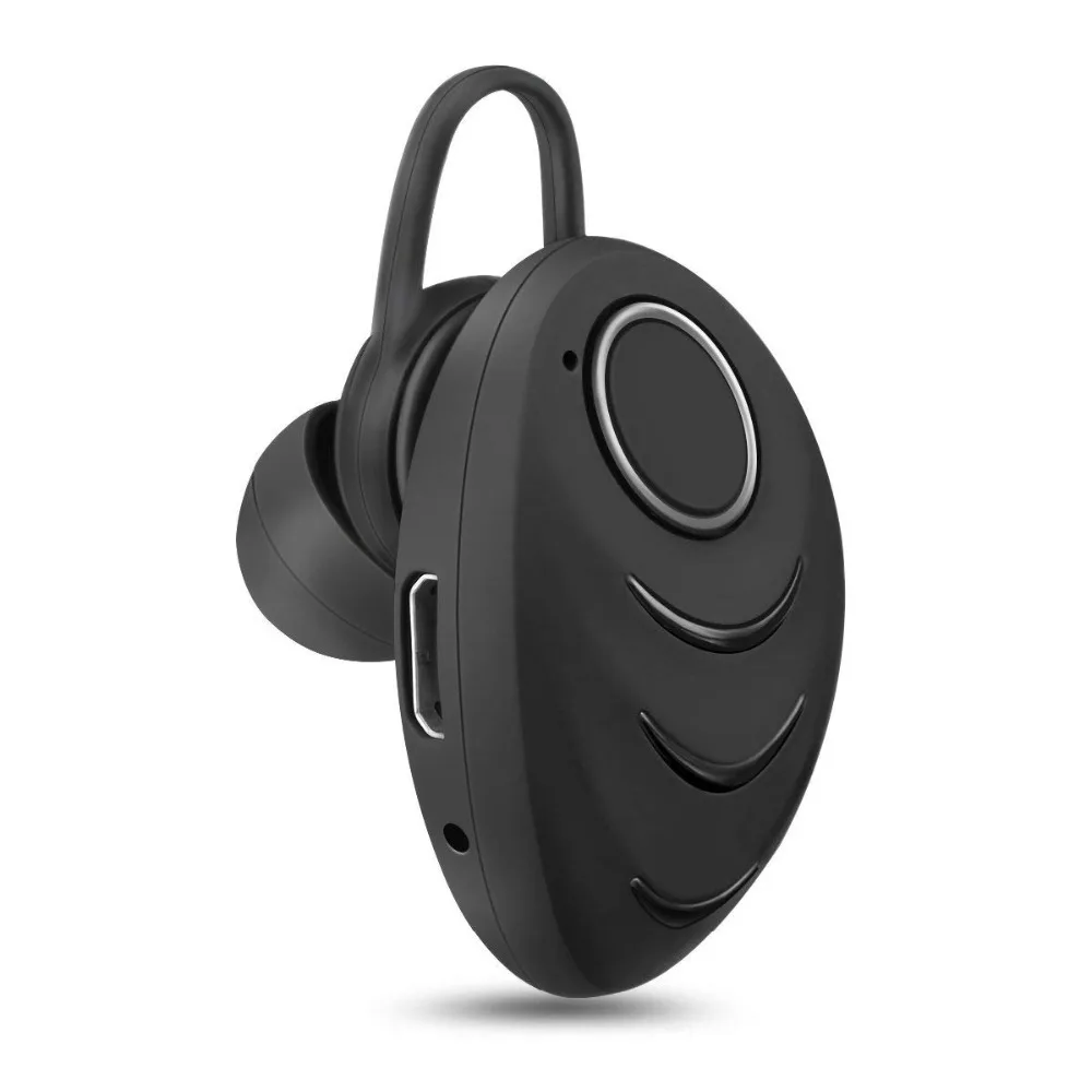 black earphone