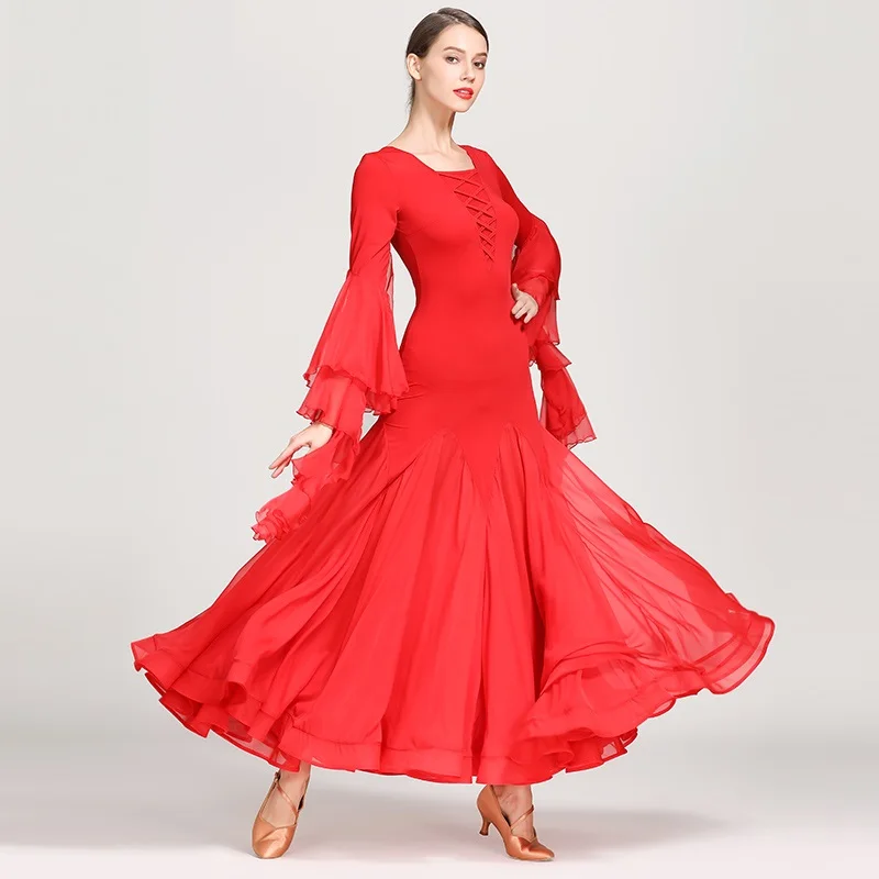 Elegant Chiffon Sleeves Strapped Women Ballroom Dance Costumes Wiennese Waltz Dress Dance Wear Ball Gown