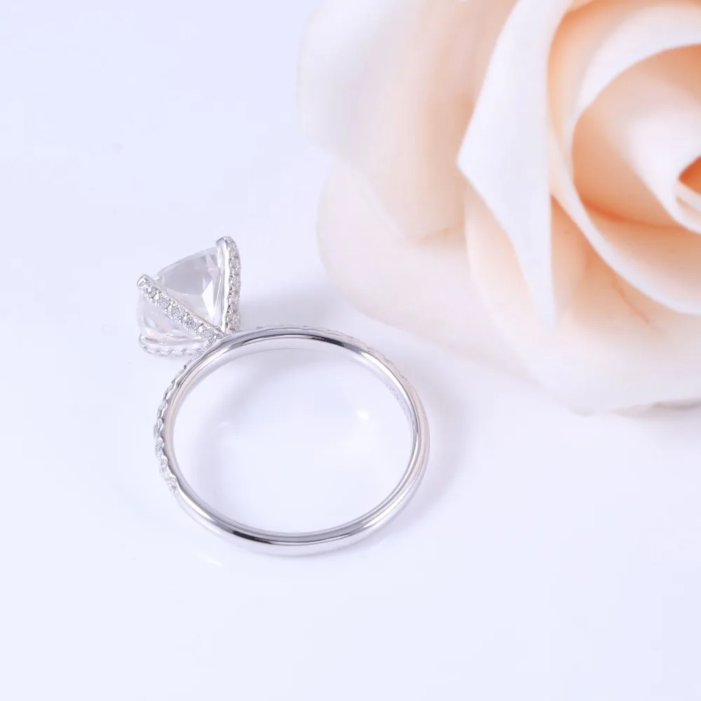 moissanite-cushioncut-engagement-ring (4)