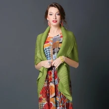 Короткий рукав и отходы, пальто, модное, сложное, однотонное, трехмерное, профильное пальто