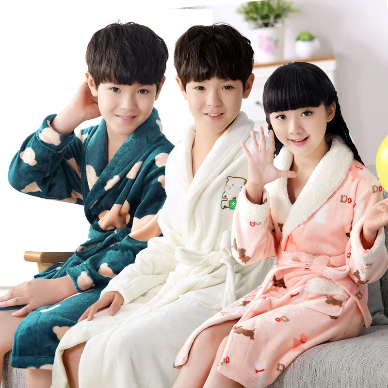 

2019 Newest Fall Winter Boys Caroset Bathrobe Girls Robes Children's Bath Towel Velvet Pajamas Night Grown Kids Nightdress G82