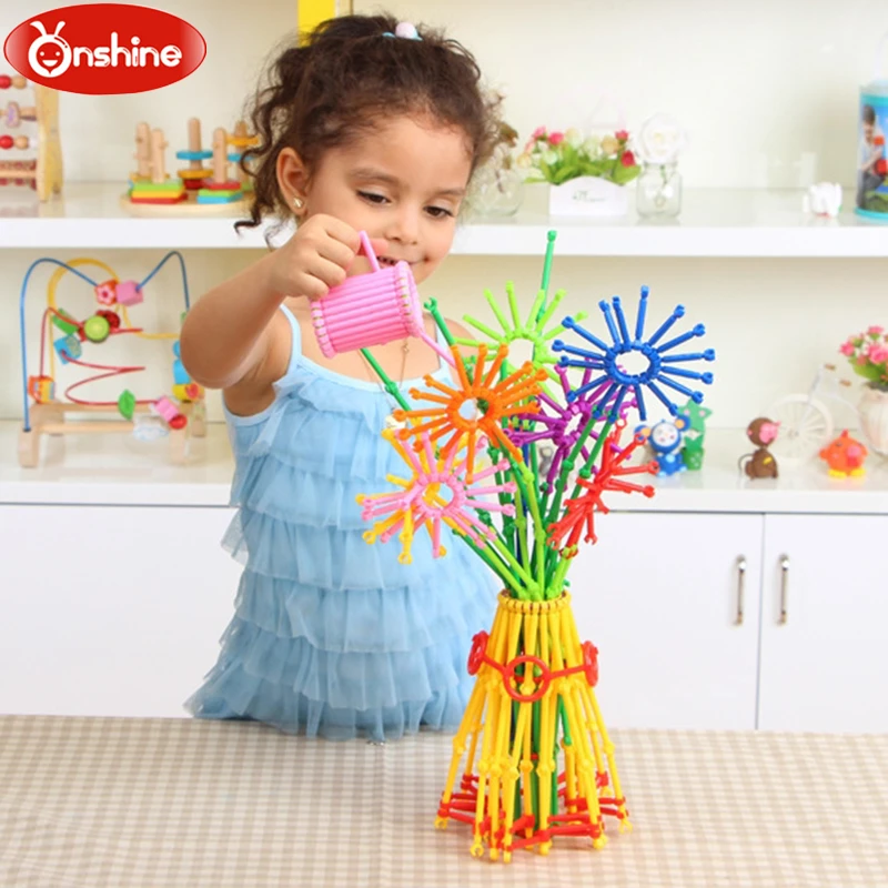 

Includes 800 pieces of block,10 colours and accessories building toys Creative self-expression stirs the imagination. Inspires i