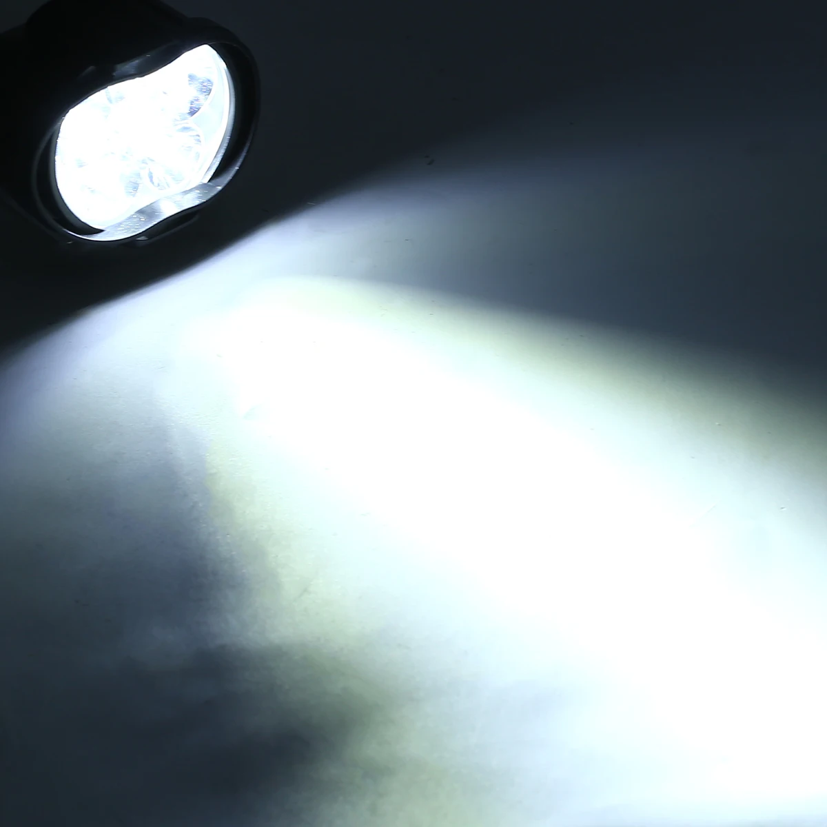Mayitr 2pcs 9-85V 1.5A 10W 5 SMD LED High Brightness Motorcycle Headlight Fog Spot Work Lamp For Scooter ATV
