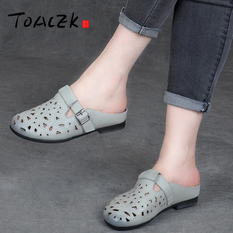 

Women's big size slippers, leather soft bottom sandals, flat bottom comfortable hollowed shoes, summer buckle shoes