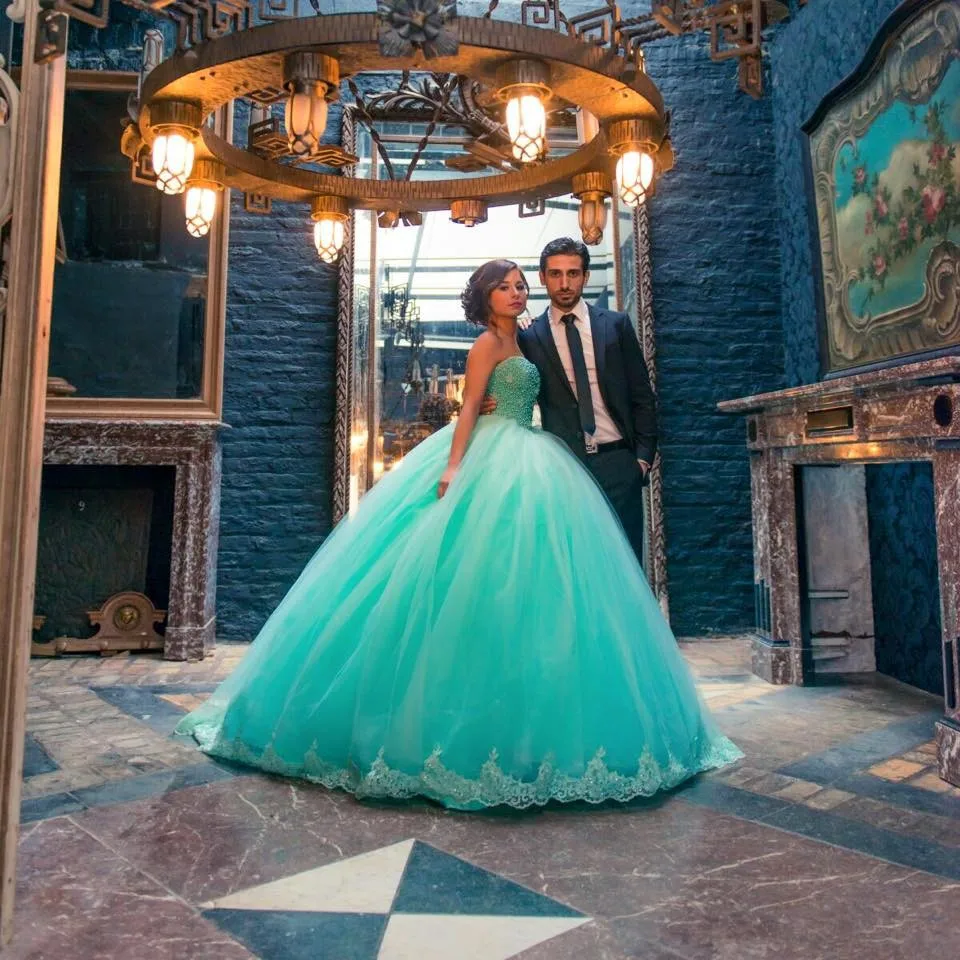 Wedding Turquoise Wedding Dresses online get cheap turquoise wedding dresses aliexpress com ball gown strapless appliques beading floor length gelin elbisesi brautkleid vintage w102604