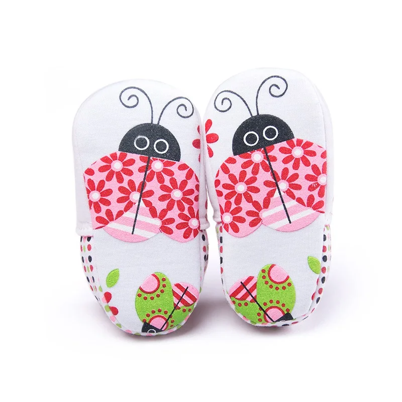 Ladybug Baby Shoes Cotton Newborn First Walkers Soft Sole Anti-Slip baby moccasins