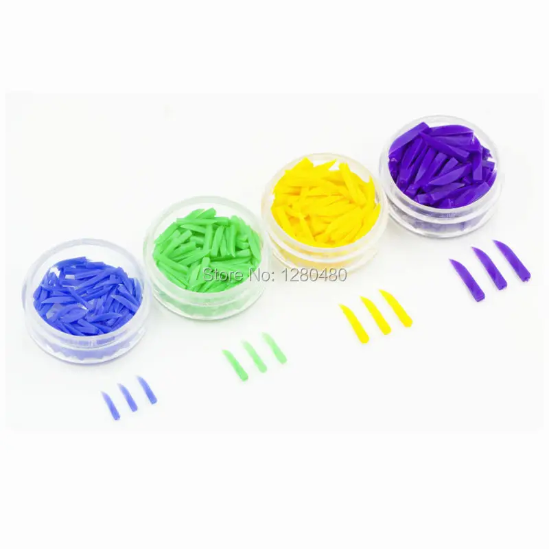 

400Pcs Dental Materials Teeth Disposable Plastic Wedges 4 Color Size Fill Tooth Use Dentist Prodcts