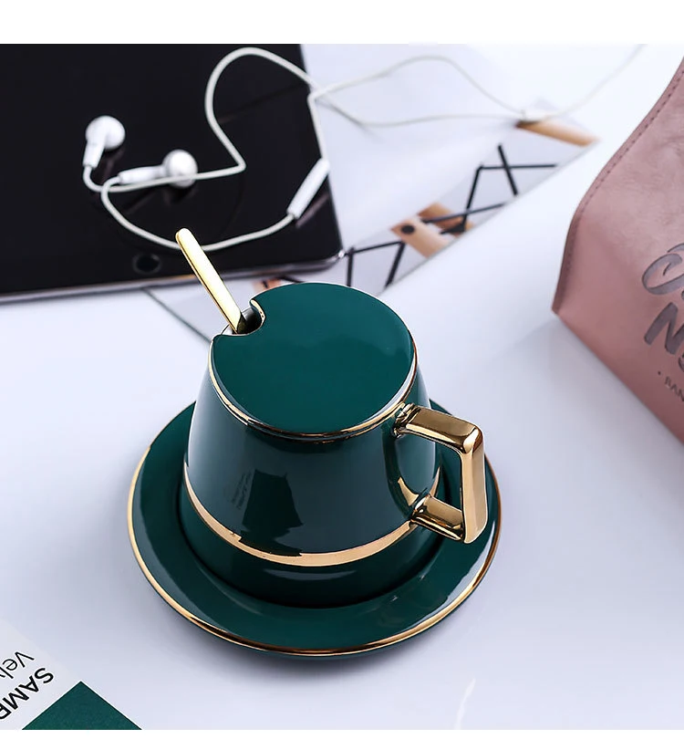 gold-cup-and-saucer_09