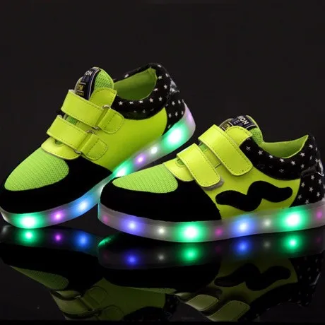 Повседневная детская обувь Детская обувь Детские товары для мальчиков и девочек PU Спорт Обувь дышащая легкая Hook& Loop светодиодный освещенные моды