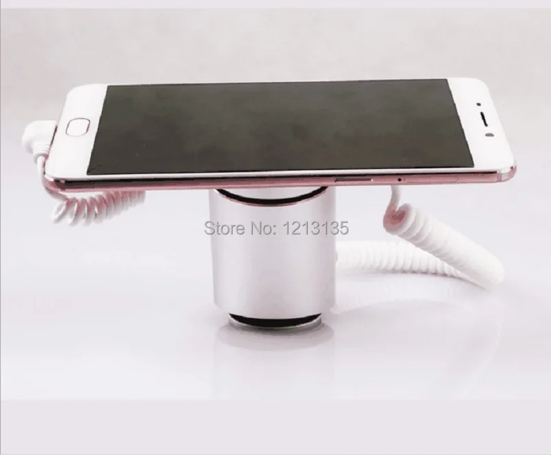 Plastic_security_mobile_phone_stands_for_display_in_supermarket