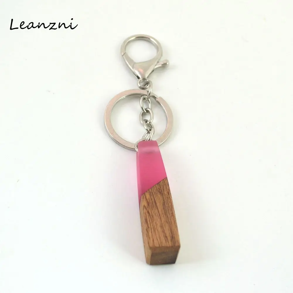 

Leanzni Fashion key ring, wood resin characteristic combination, men and women gifts
