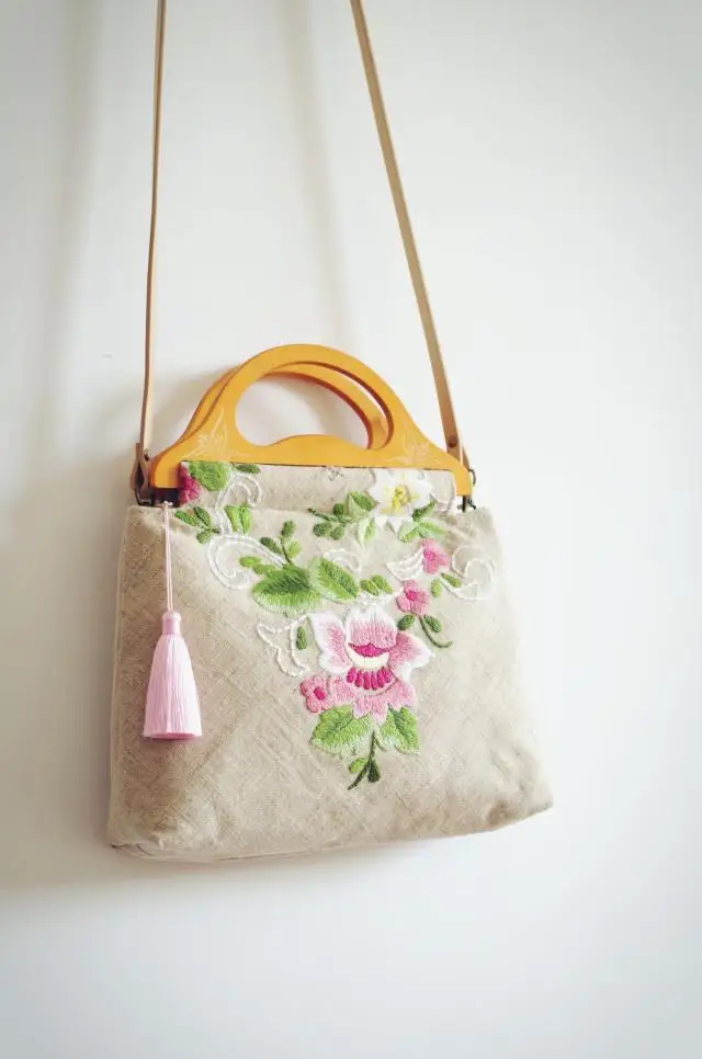 LilyHood 2018 زهرة يدوية الصنع التطريز حقيبة كتف خمر ريترو شيك الجوت الفيكتوري ريفي Dirndl الأعلى مقبض Crossbody حقيبة