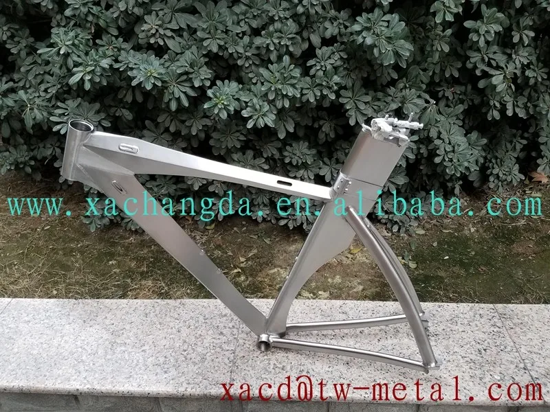 Sale Titanium blade bicycle frame chinese Ti Time Trial bicycle frame Custom Titanium 700C road bike frame 4