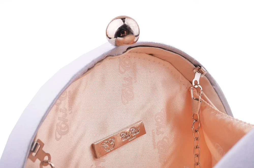 10452994388_2145319423