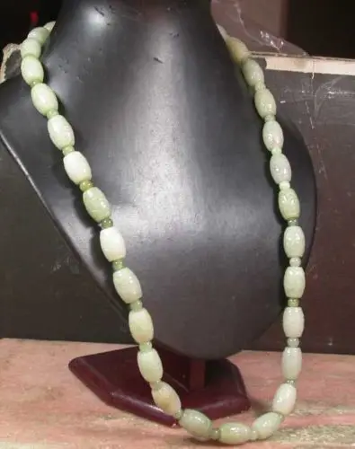 

1510 Natural A JADE Jadeite Bead Coin Necklace