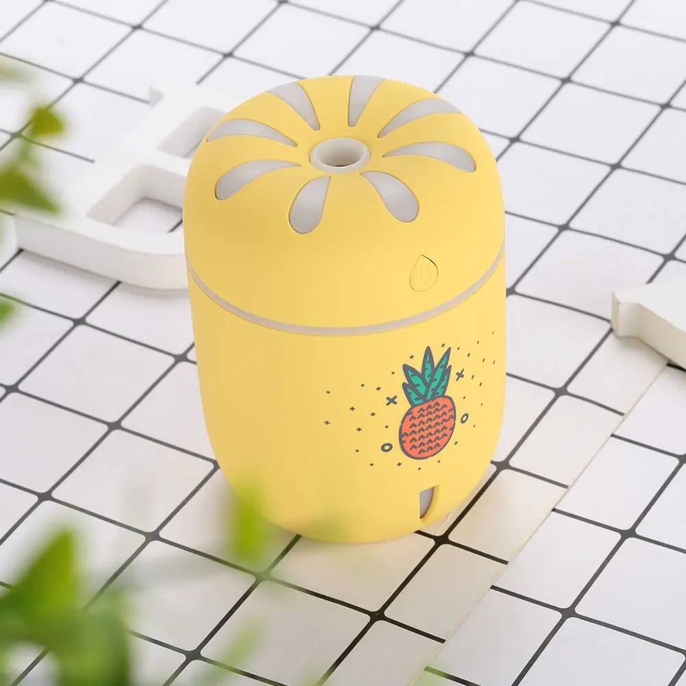 

DC5V Premium Cute Air Humidifier Car Interior Aroma Diffuser Fragrance Desktop Car Humidifier Essential Oil Air Purifier