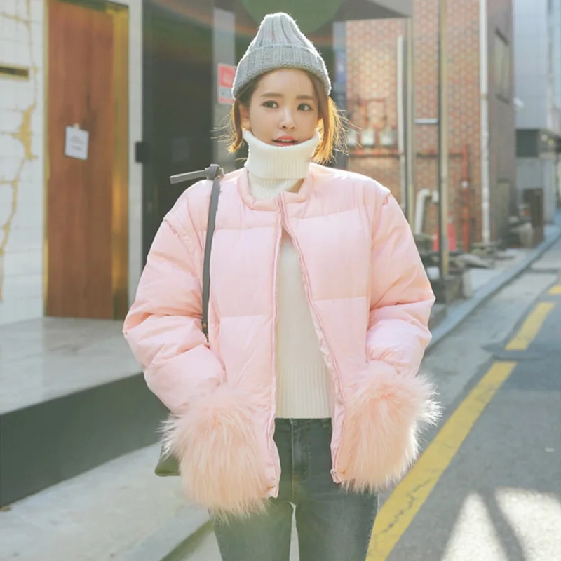 

2016 Autumn and Winter New Women Fashion Warm Parkas Korean Fashion Sweet Fluffy Multi-shirt Sleeves Detachable Parkas