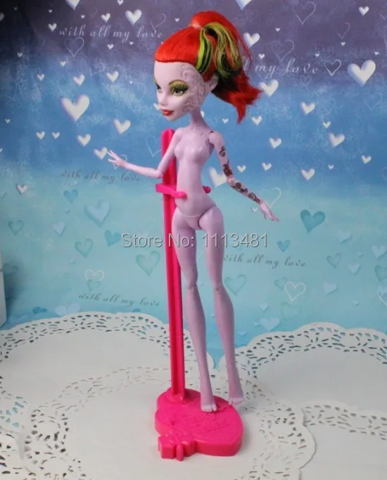 Monster Doll Stands (6).jpg