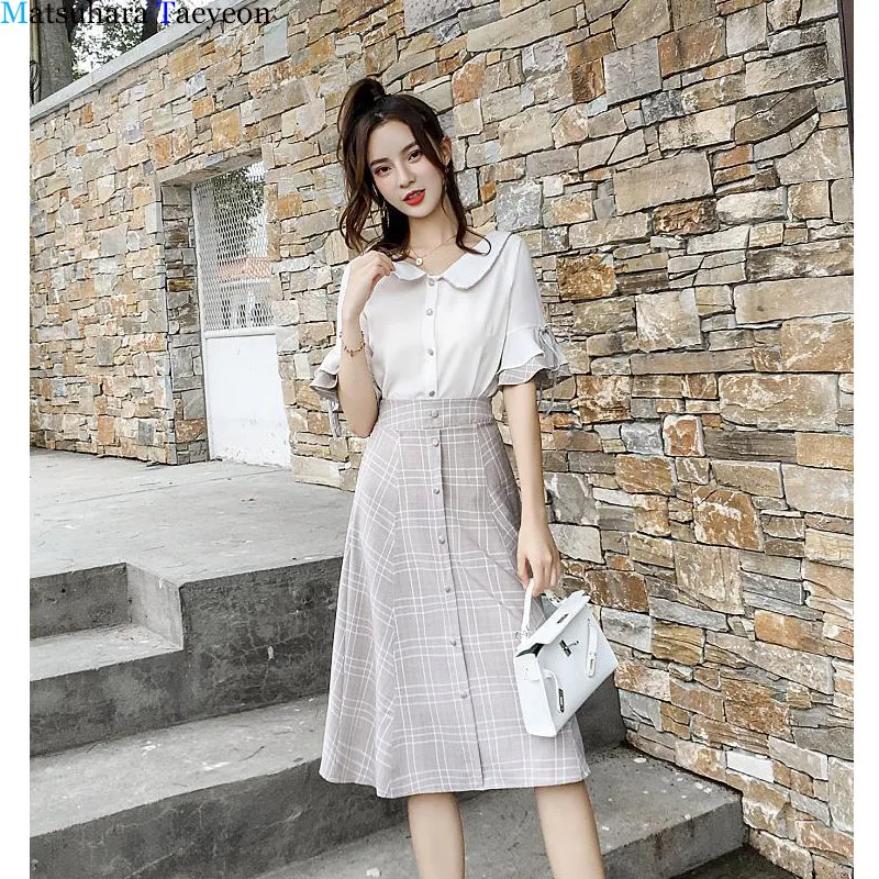 

Cool Girl Casual Sweatshirt and Plaid Woolen Skirt 2 Piece set Summer Portrait Print Bright Silk Pullovers and Skirt Suits