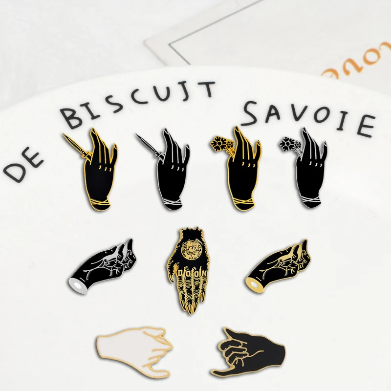 

Classical punk Various hands Denim Enamel pins Egyptian style Gold silver Badges Brooches Gifts for Friends Jewelry wholesale