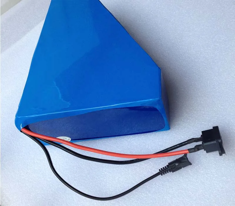 Perfect 1000W triangle battery 36v 24ah Electric Bike battery with PVC case 30A BMS,42V 2A charger Fast shipping 4