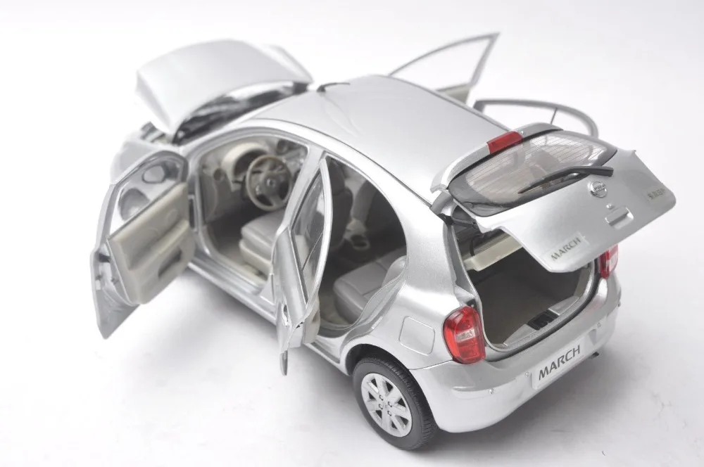 1:18 литая под давлением модель для Nissan March Micra серебро Minicar сплав игрушка автомобиль миниатюрная коллекция подарки