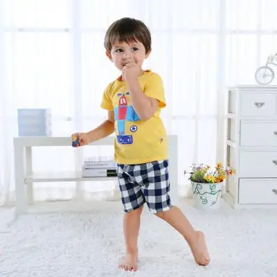 Новые летние комплекты одежды в школьном стиле для малышей Детская Хлопковая футболка в полоску с принтом+ шорты - Цвет: plan