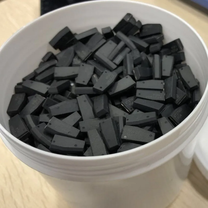 

100pcs new arrival Original VVDI Super Chip XT27A66 = XT27B05 1905 to copy 46/47/48/4C/4D/4C/4E/8A/8C/8E for VVDI key tool