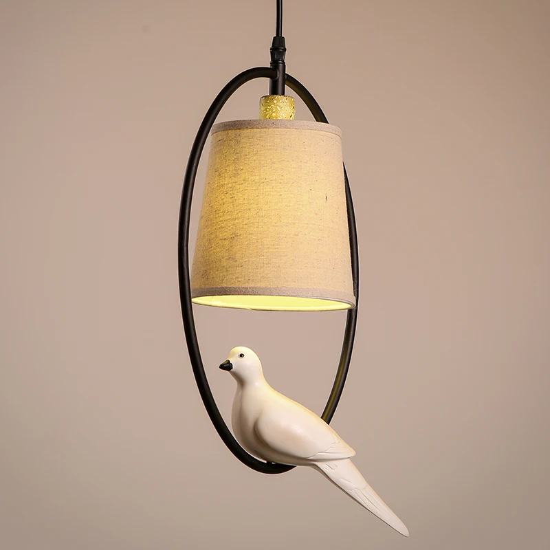 

2018 New Luminaria Lights American Village Countryside Iron Resin Bird Cloth Lampshade Chandelier Nordic Industrial Retro Lamp
