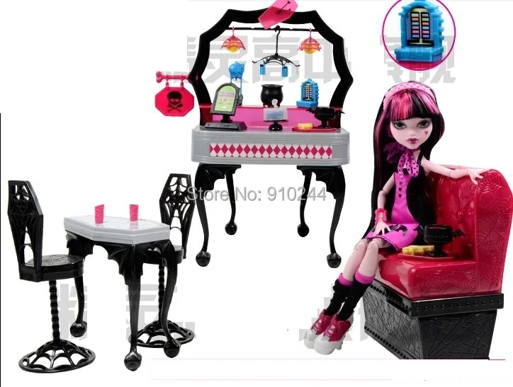 original draculaura doll