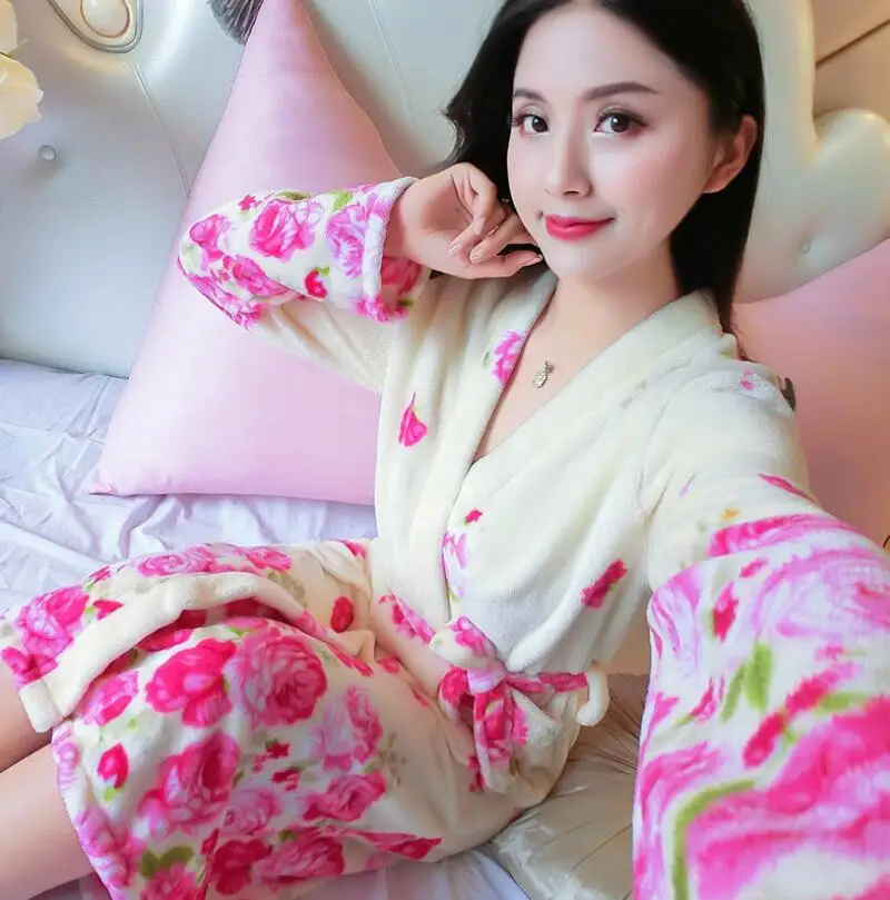 Женский Длинный банный халат с цветочным рисунком, Фланелевое кимоно, банный халат, свадебные халаты, пеньюар