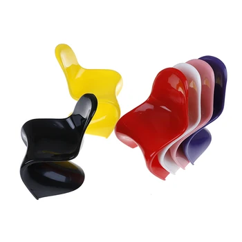 

1/6 Plastic "S" Shape Chair Dollhouse Miniature Furniture Baby Toys Furniture Toys Dollhouse for Baby Play