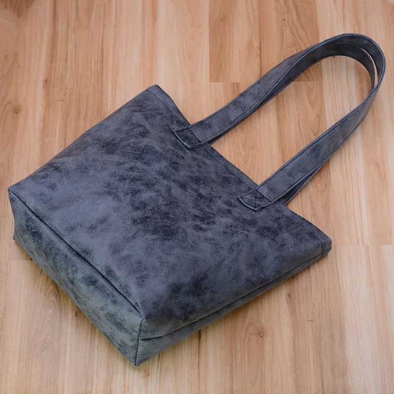 leather tote bag 32