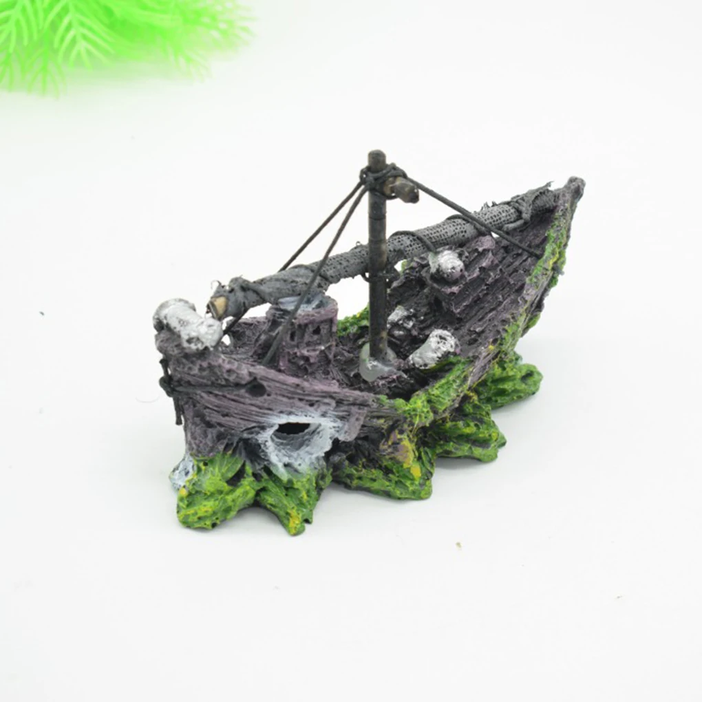 

Rusty Pirate Ship Boat Decoration for Aquarium Fish Tank Ornament 13*5*10CM