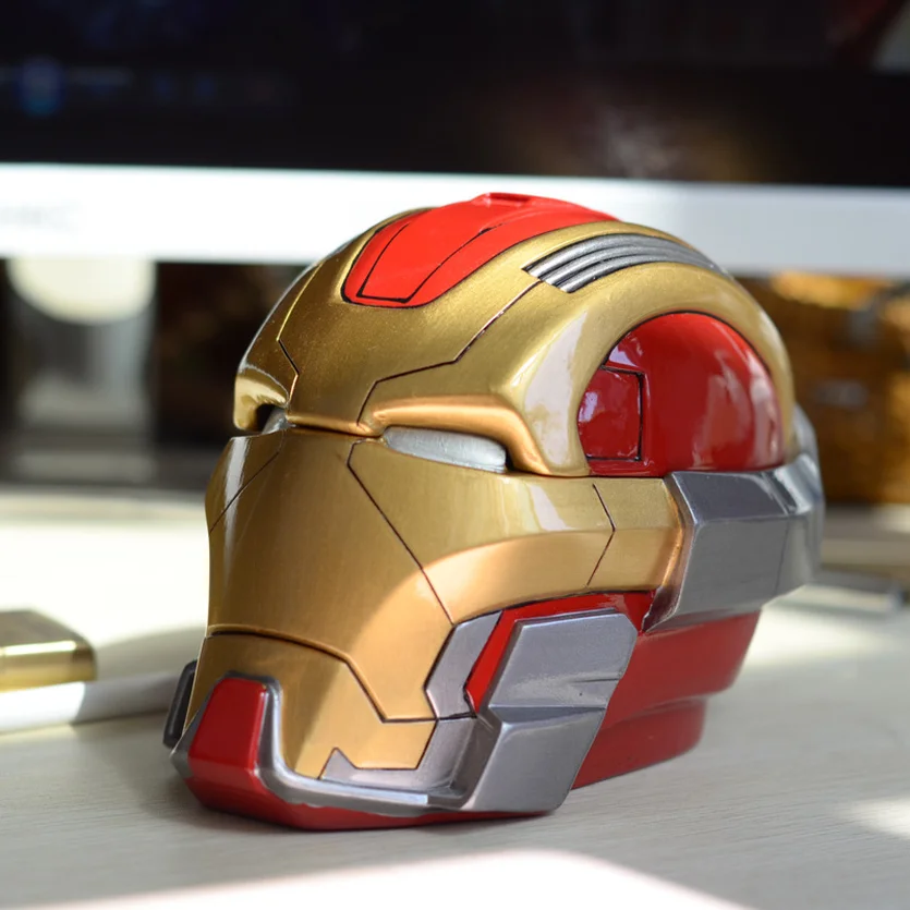 

Avengers 3D Stereo Pen Holder Personality Ashtray Pot Iron Man Ashtray for Car Restaurant Trays Creative Home Gadgets Decoration