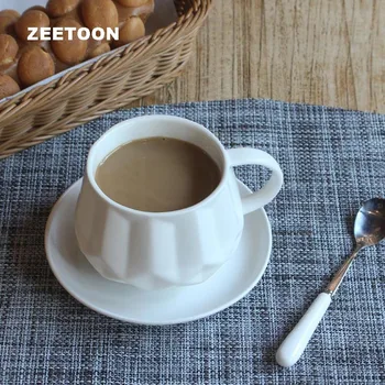 

330ml Creative Ins Coffee Cup with Saucer Spoon Kit Ceramic Porcelain Solid Color Drinkware / Breakfast Milk Cups Hand Grip Mugs