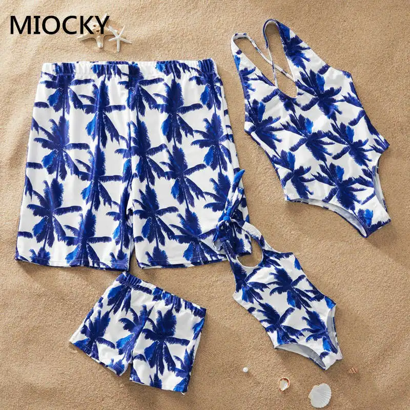 Sand-Beach-Family-Matching-Swimsuits-Mother-Daughter-Swimwear-Dad-Son-Swimming-Shorts-Mommy-and-Me-Clothes
