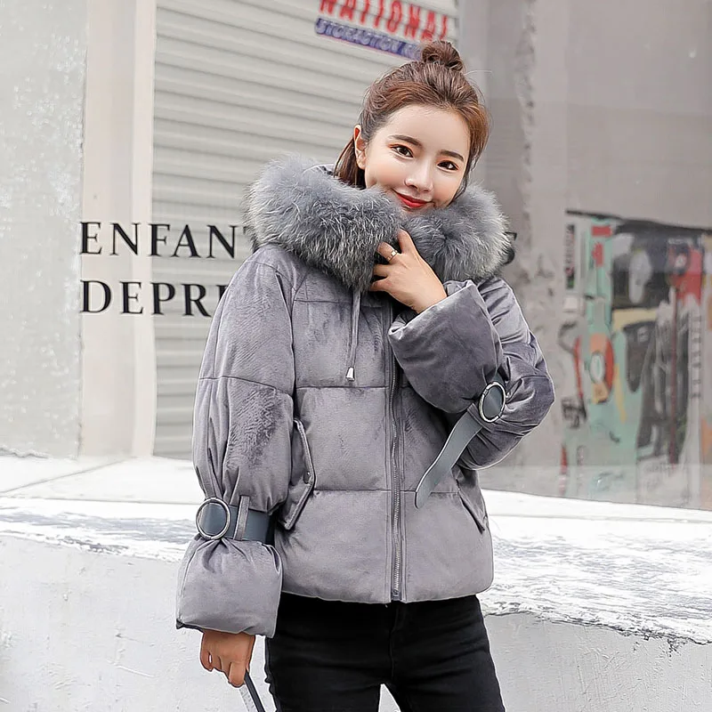 SNOW PINNACLE Autumn Winter short parkas jacket Pink flannel fabric big fur thick warm hooded jacket coat Styled fashion parka - Цвет: Темно-серый