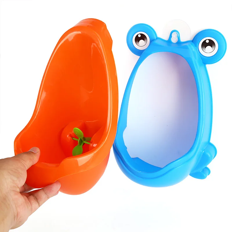 Cute-Animal-Boy-s-Portable-Potty-Urinal-Standing-Toilet-Penico-Frog-Shape-Vertical-Wall-Mounted-Pee (1)