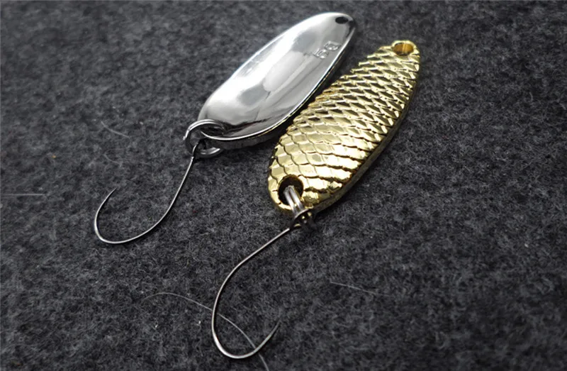 Gold Metal Sequins Fishing Lure Spoon Lure Noise Paillette Hard Baits Treble Hook Pesca Fishing Tackle
