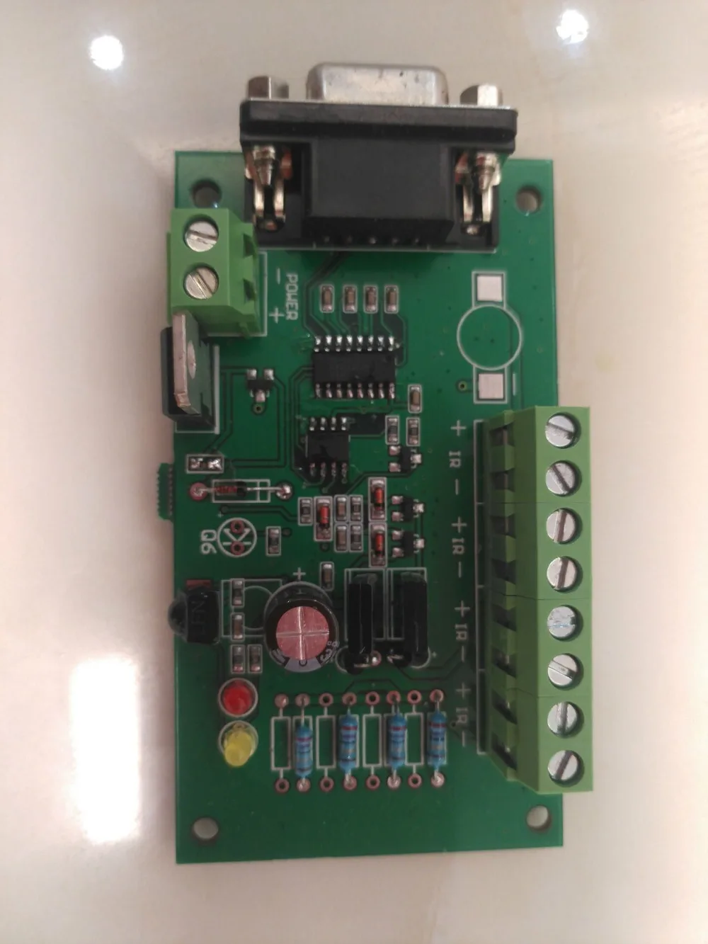

High-power RS232 to infrared learning instrument, the longest control distance to 30 meters