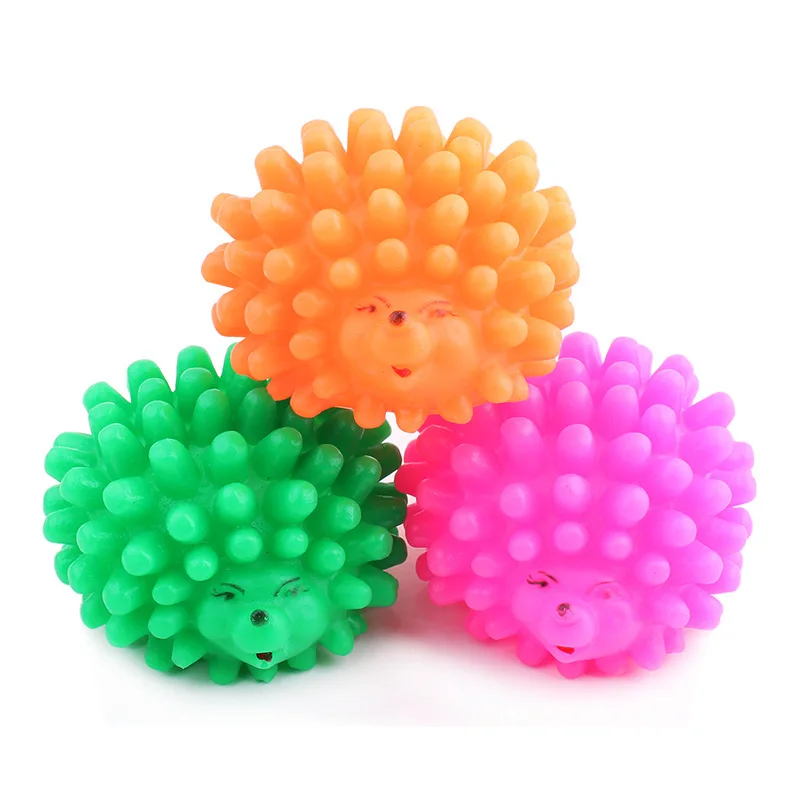 2016 New Puppy Vinyl Ball Fun Playing Toys Hedgehog Chew Squeaker